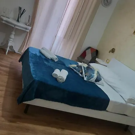 San Giuliano בית הארחה קטאניה